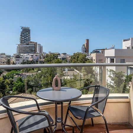 Апартаменты Modern & Sunny 1 Bdr W Balcony And Parking Тель-Авив Экстерьер фото